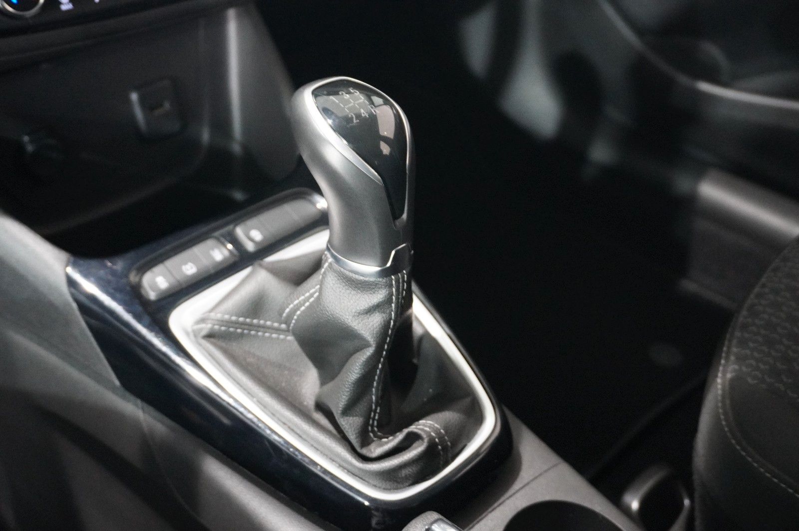 Fahrzeugabbildung Opel Crossland (X) 1.2 EDITION NAVI/LED/KAMERA/DAB+
