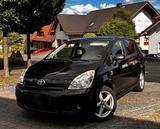 Toyota Corolla Verso 2.2 D-CAT  7-Sitzer - Toyota Corolla Verso: D Cat