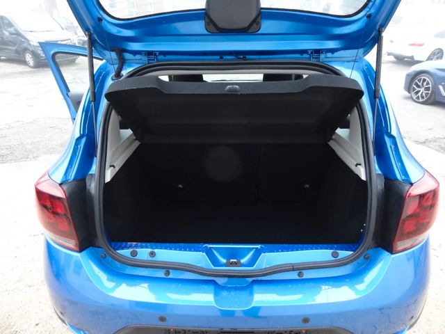 Fahrzeugabbildung Dacia Sandero II Stepway Prestige/1.Hd/Navi/PDC/87TKM/