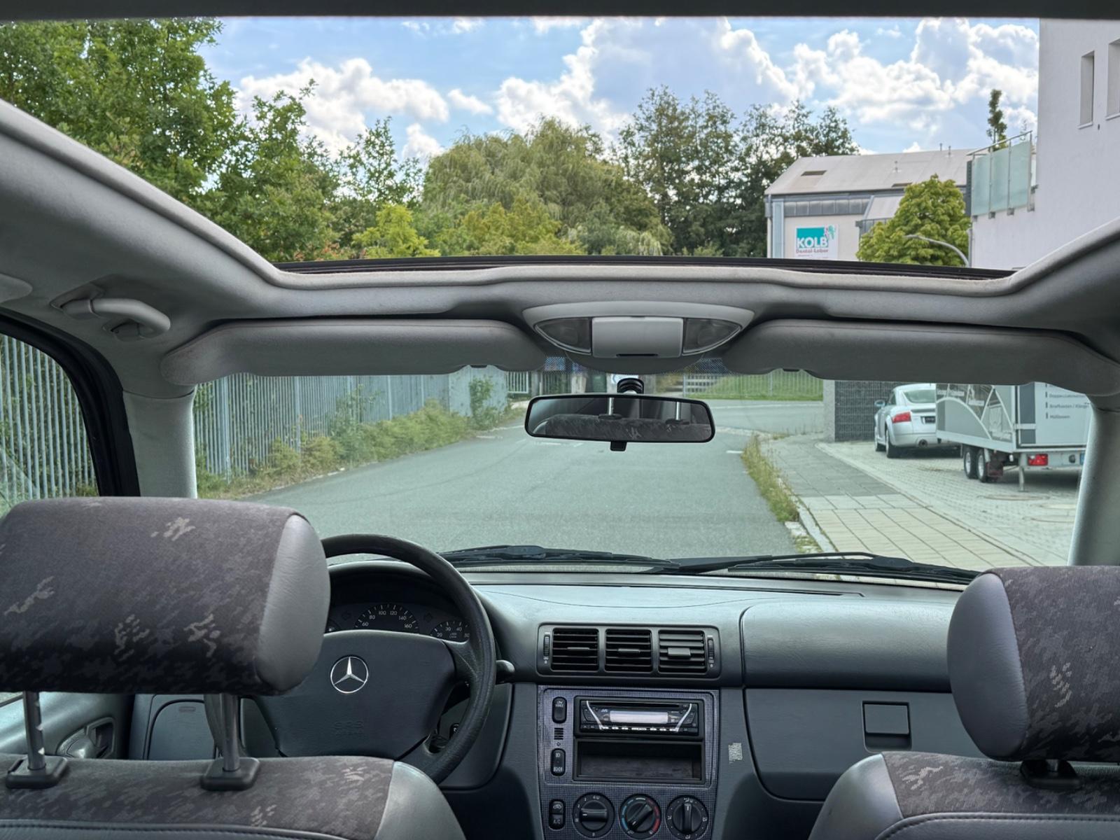 Mercedes-Benz ML 320 160 KW Panorama Klima Pano AHK