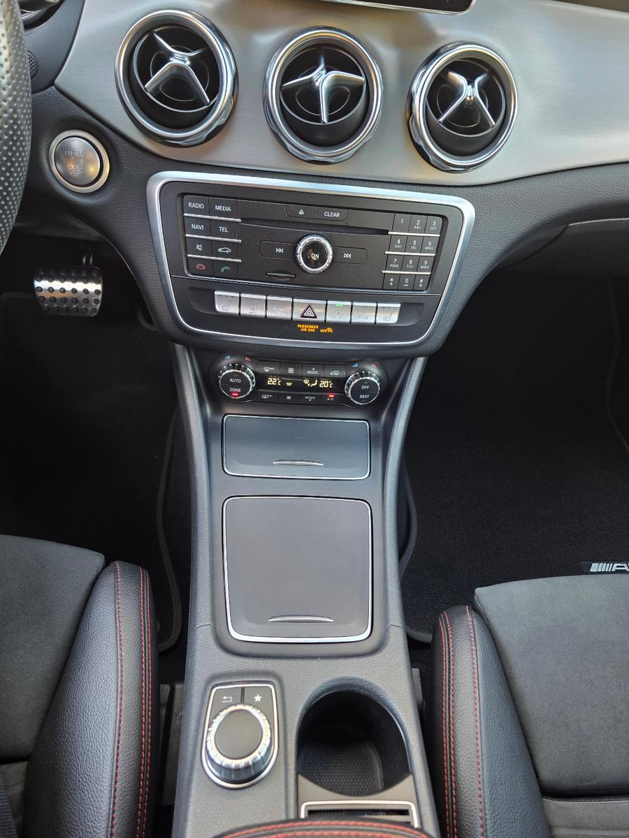 Mercedes-Benz GLA 200 CDI / d AMG Line