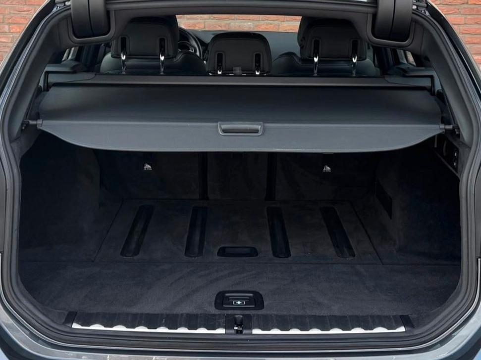 BMW 330i Touring M-Paket