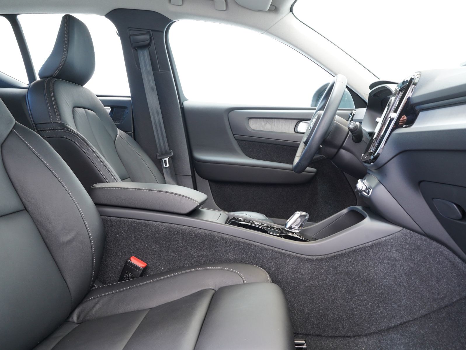 Fahrzeugabbildung Volvo XC40 B4 B Inscription LED/NAVI/ACC/LEDER/360°