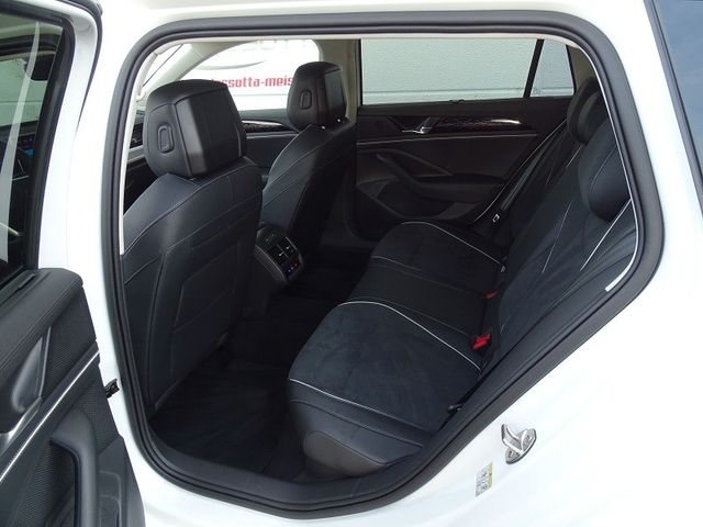 Passat Variant 1.5 eTSI DSG Business "Premium"