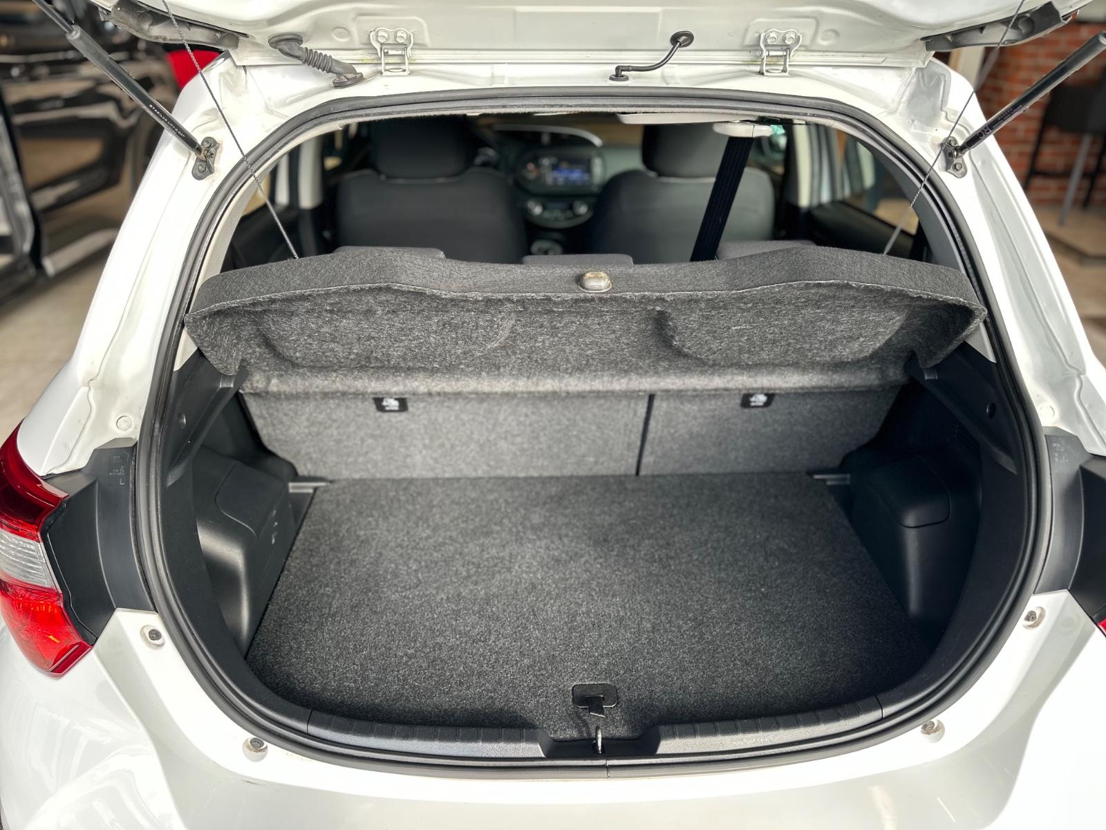 Toyota Yaris Hybrid Team D