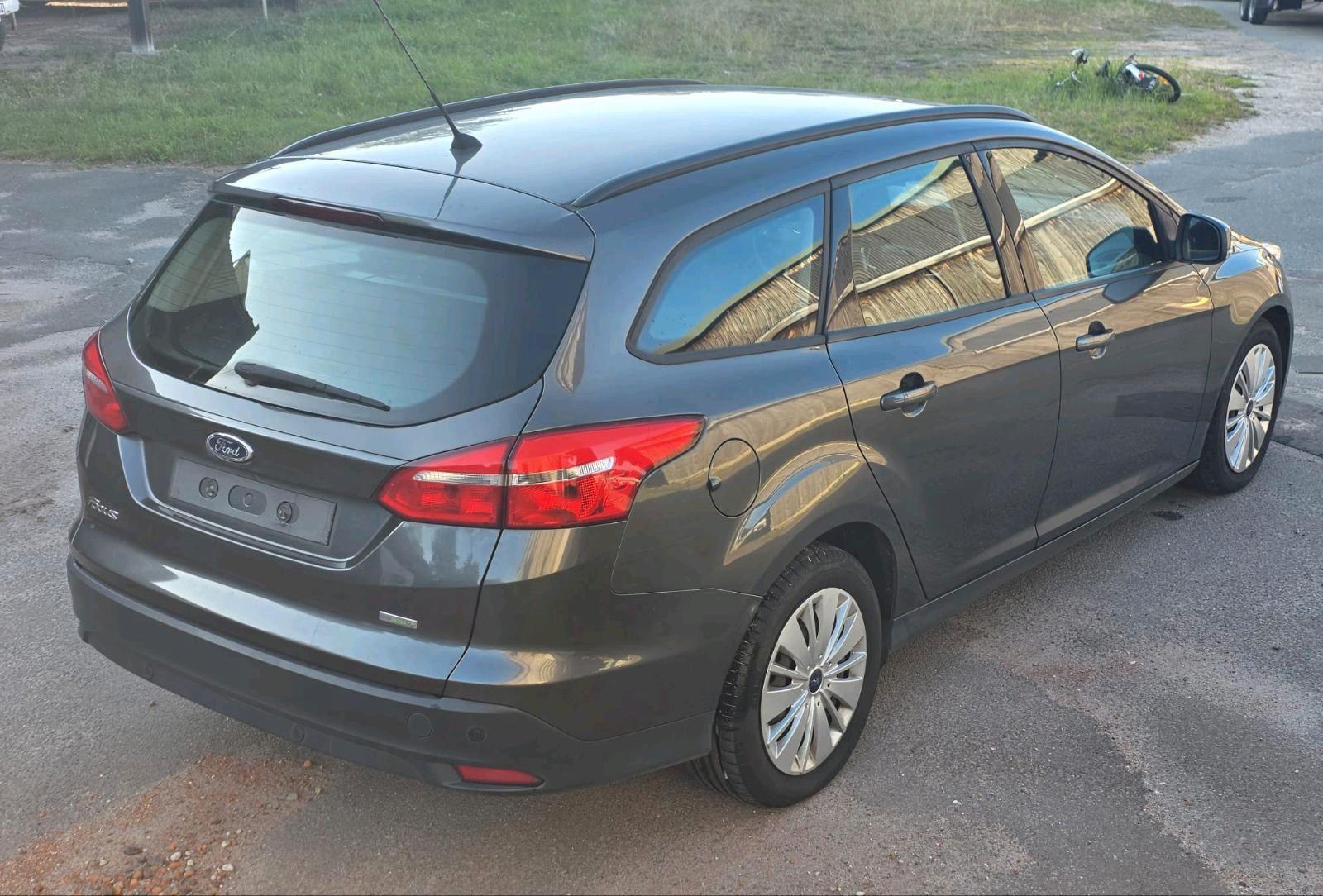 Ford Focus 2015 — photo 6