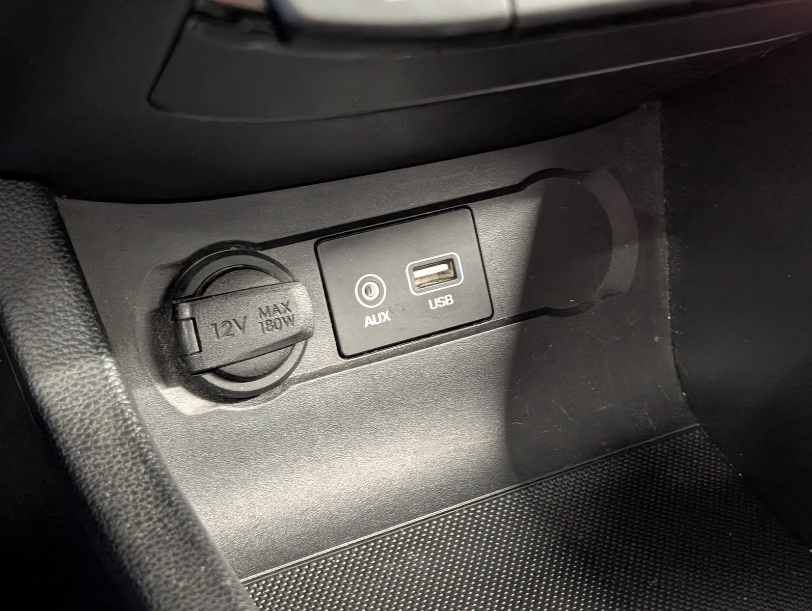 HYUNDAI i20 1.2 Passion Allwetter Klima – Bild 17