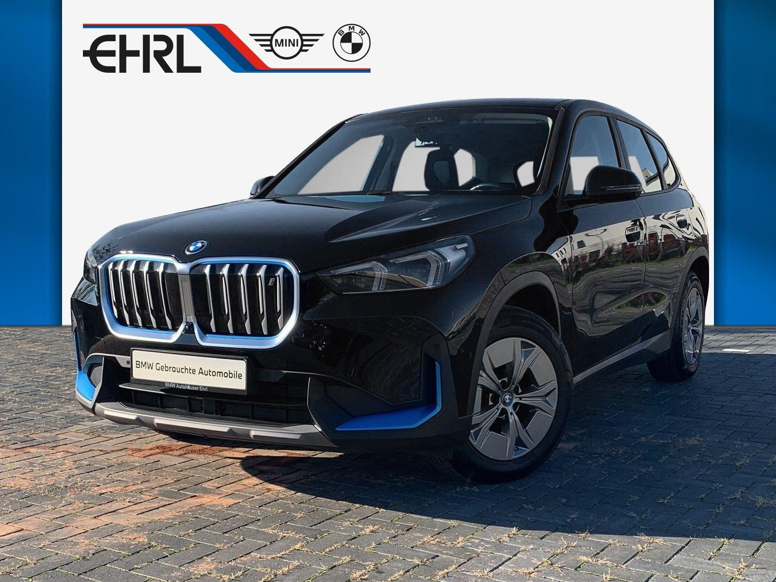 BMW iX1 xDrive30 Innovationspaket AHK Driving Assita
