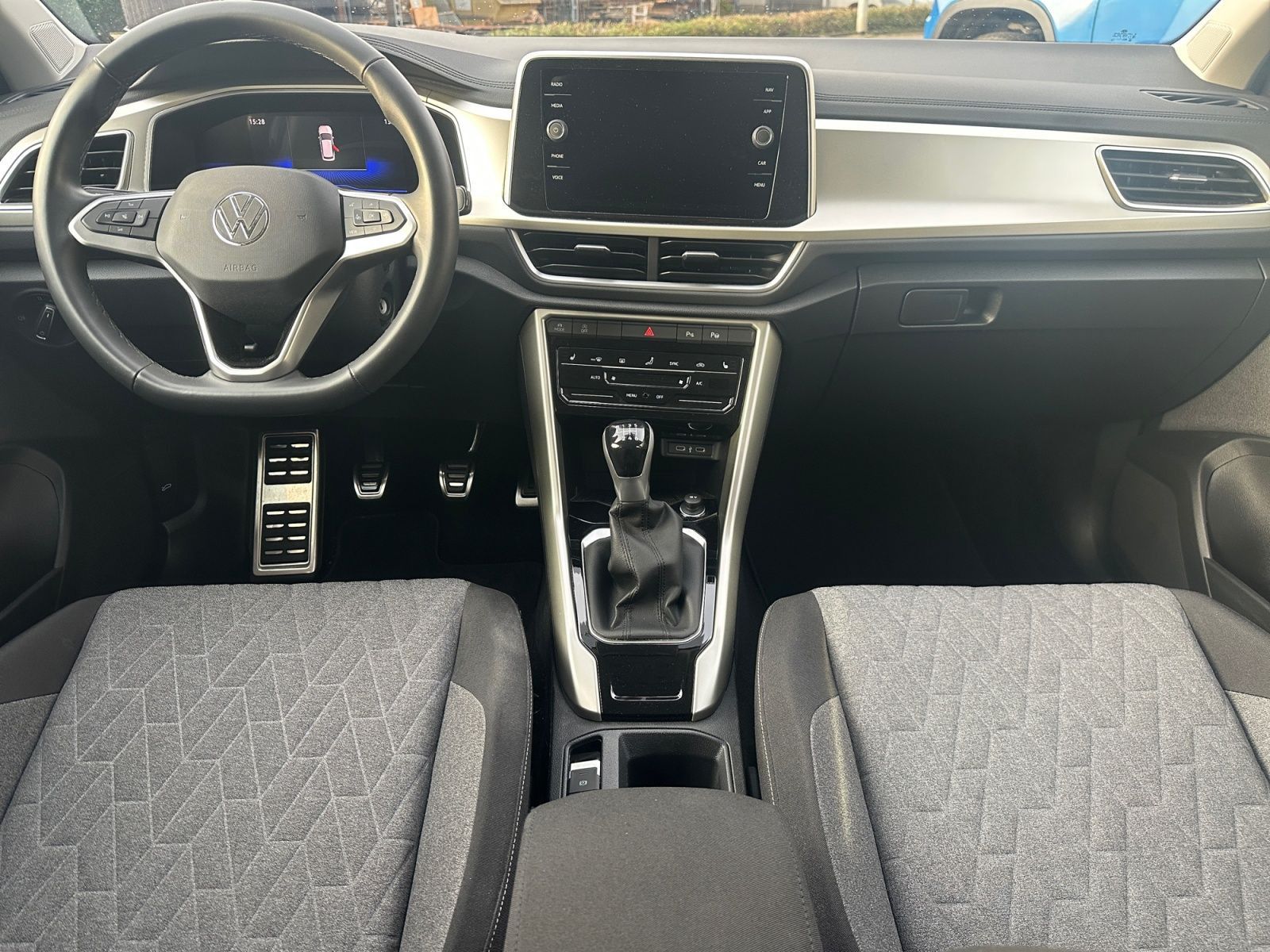 Volkswagen T-Roc - Bild 8