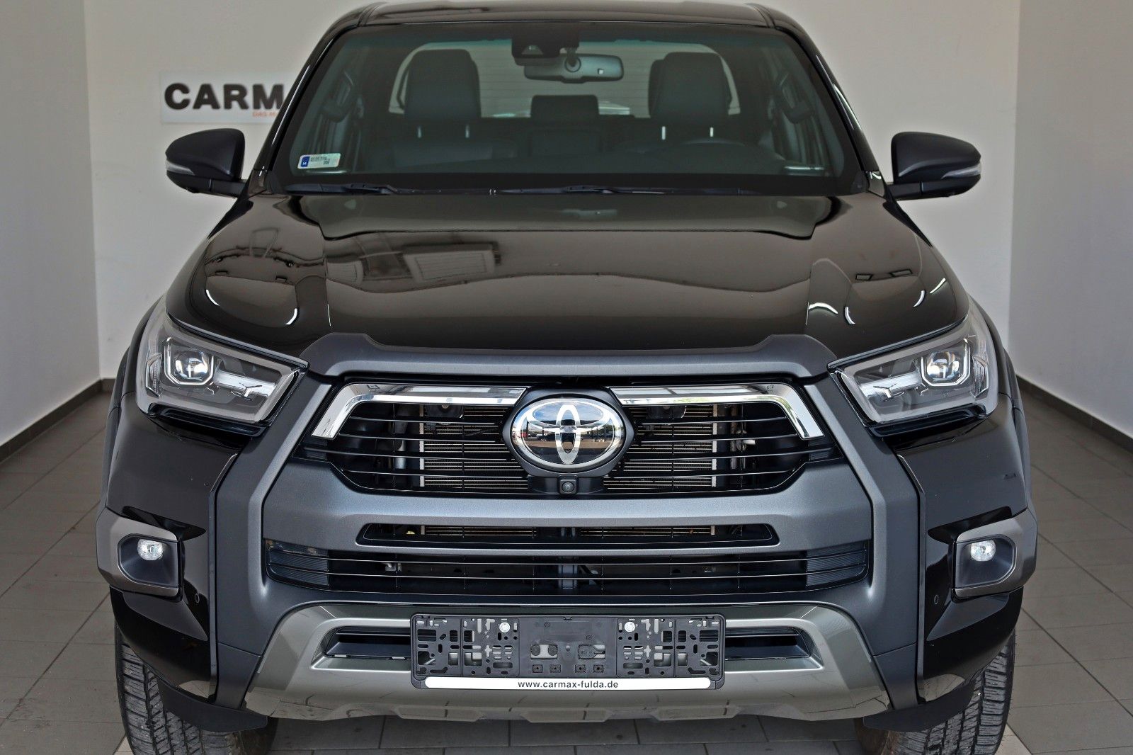 Fahrzeugabbildung Toyota Hilux 2.8 D-4D Invincible,DOKA,Leder,ACC,Kamera