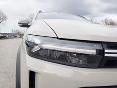 Fahrzeugabbildung Duster III TCe 130 Journey 4x4 1.2 Mild-Hybrid E