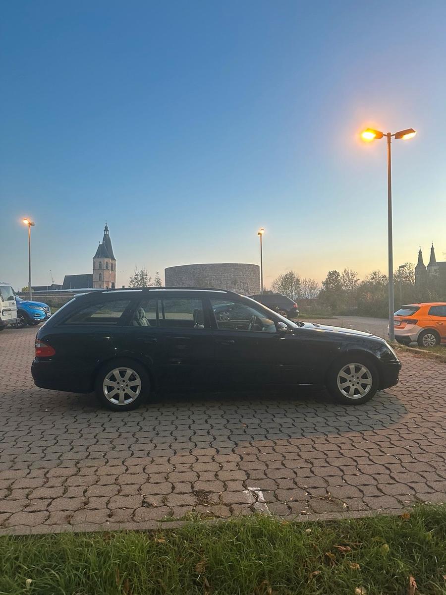 Mercedes-Benz E220 2007 — photo 7