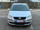 Volkswagen Touran Conceptline 7 Sitzer 2.Hand leder - Volkswagen Touran mit Diesel-Antrieb: Leder, Schiebedach, Kleinbus