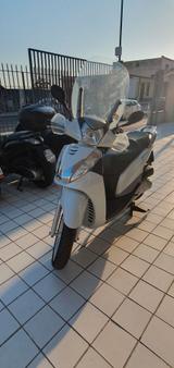 Honda SH 300i Abs - HONDA ROLLER 300 SH