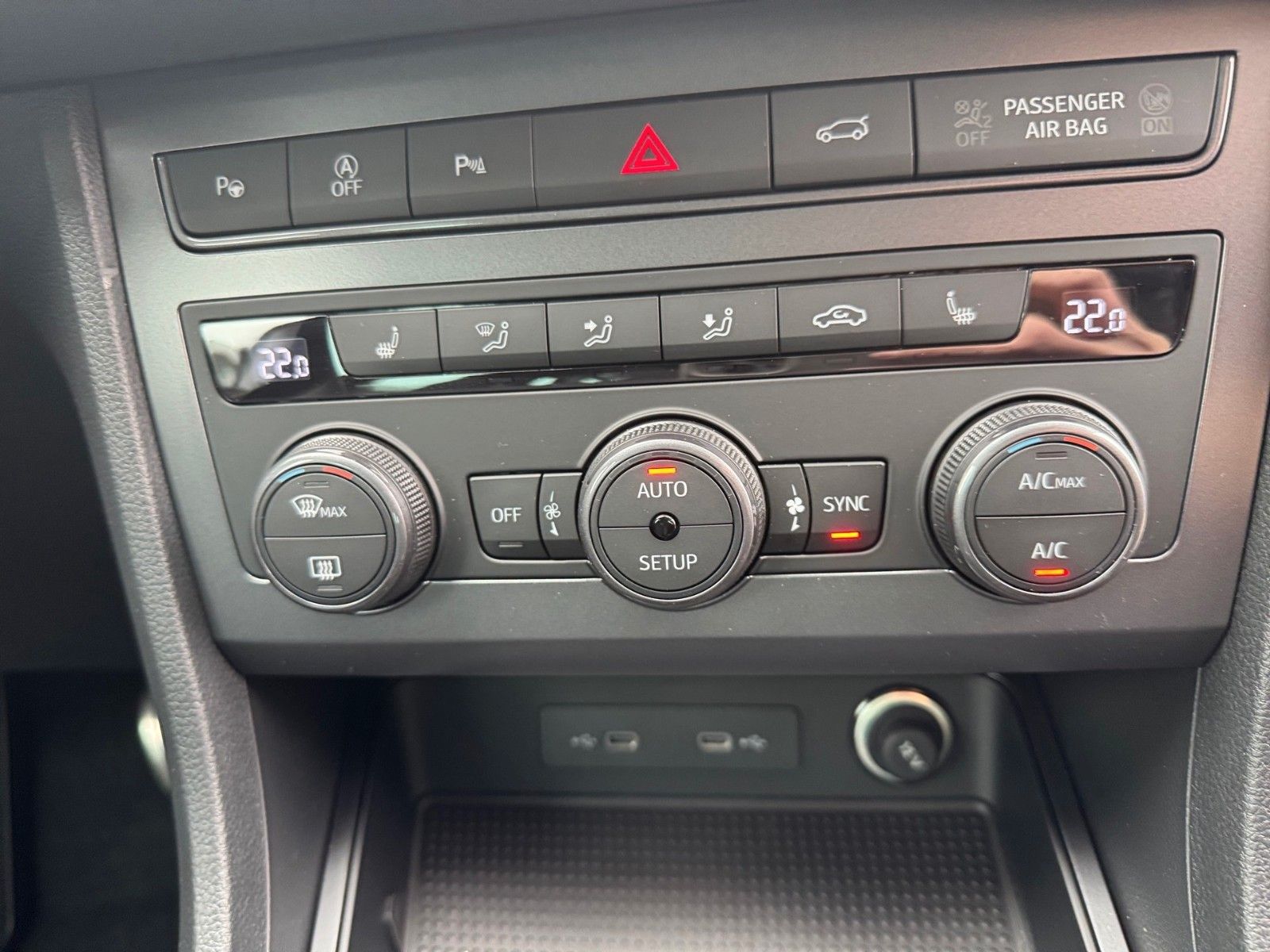 Fahrzeugabbildung CUPRA Ateca 1,5 TSI