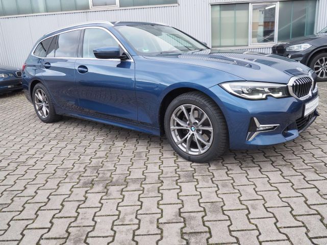 BMW 320 d Touring xDrive Aut Luxury Line*Panorama*AC