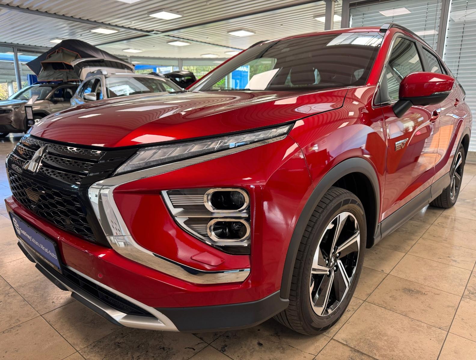 Mitsubishi Eclipse Cross Hybrid 4WD | Navi