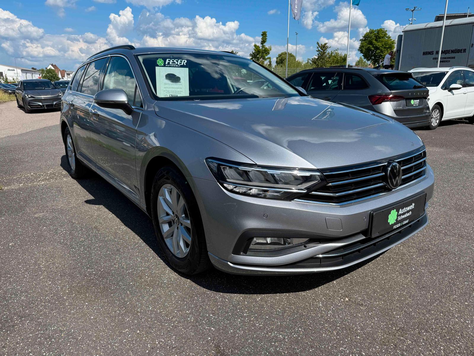 Volkswagen Passat Variant Business 2.0 TDI DSG ACC LED NAVI