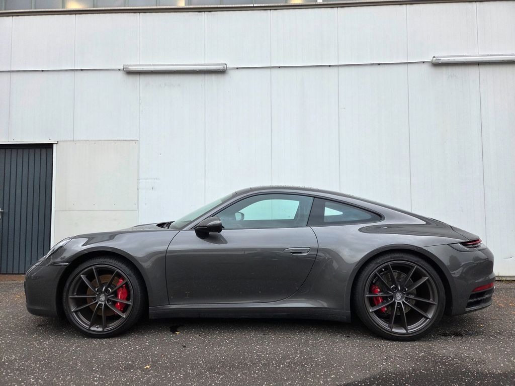 Porsche 992