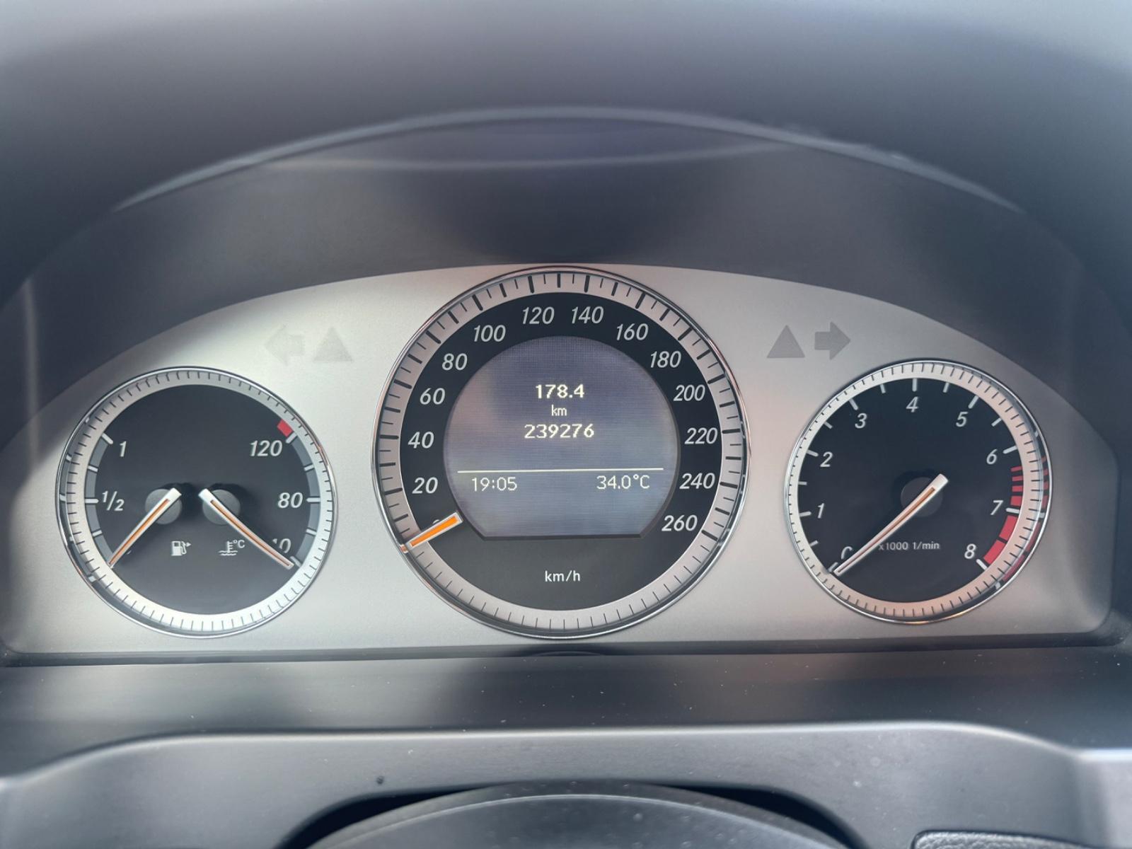 Mercedes-Benz C 280 Avantgarde/AMG Sytling/HK Sound/Top