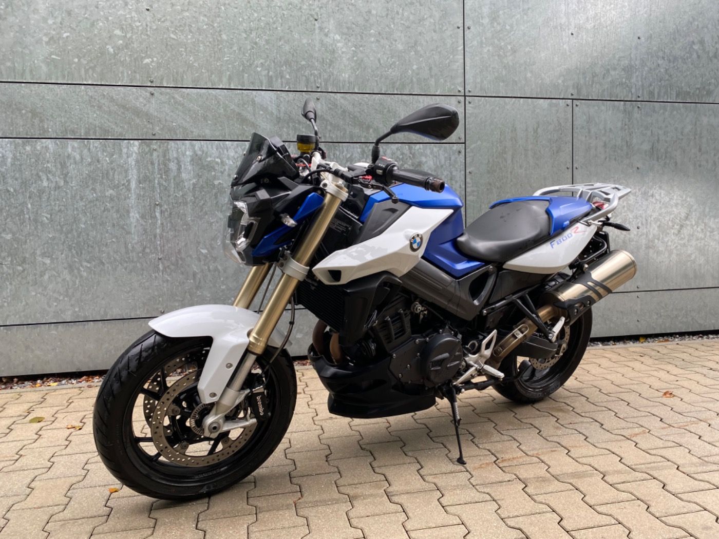 Fahrzeugabbildung BMW F 800 R Touren- und Dynamikpaket