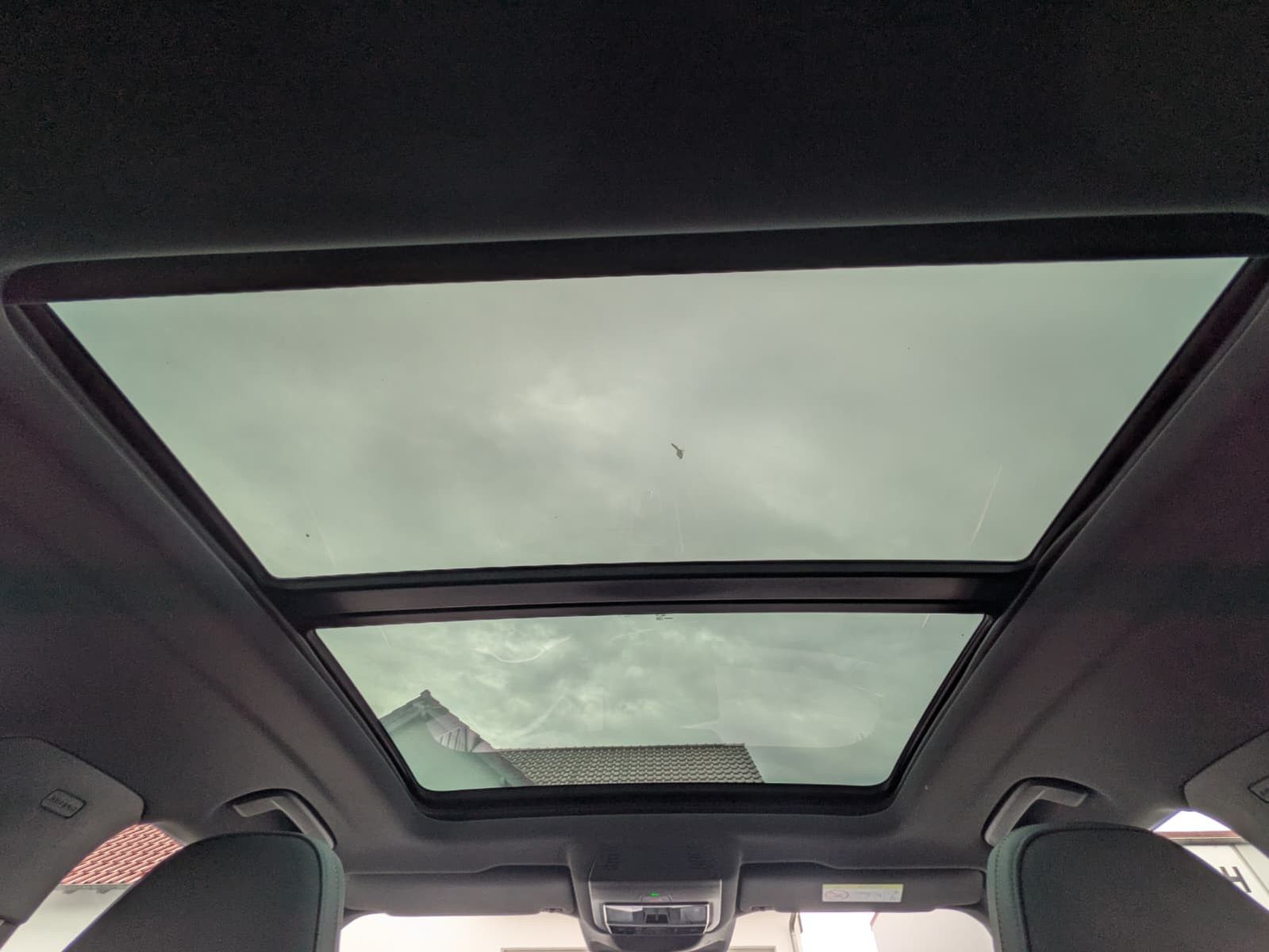 Fahrzeugabbildung CUPRA Terramar 2.0 TSI 4D VZ HUD*MATRIX*PANO*DCC*20"