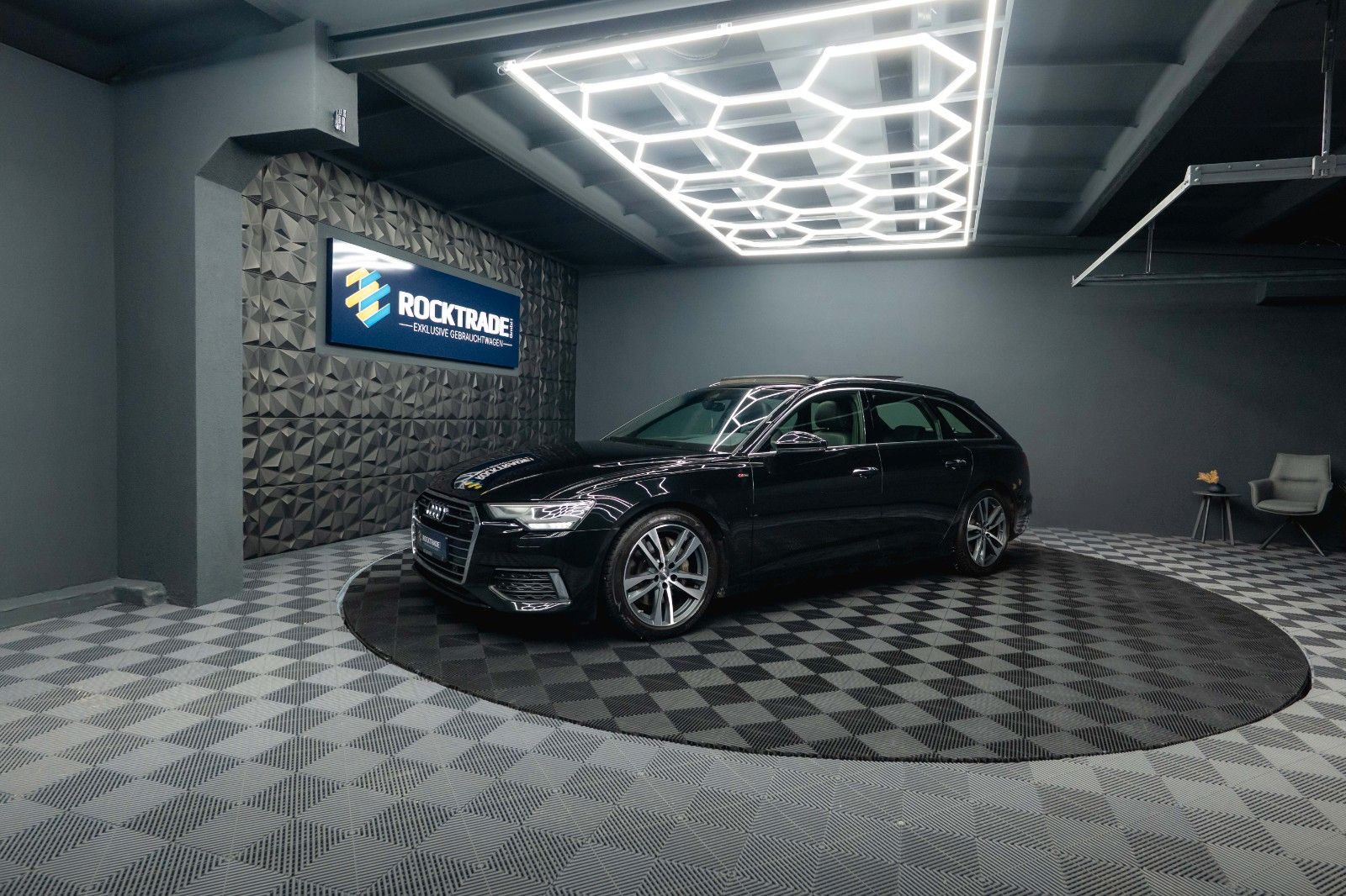 Fahrzeugabbildung Audi A6 Avant 45 TDI quattro Sport design *Pano*ACC*