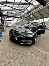 BMW 520d xDrive A Luxury Line Luxury Line - blaue BMW 520