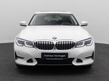 BMW 320i Luxury Line Laser HUD Panorama Alarm AHK Hi - BMW 320 Gebrauchtwagen in Hannover