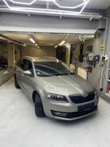 Skoda Octavia Combi Joy 1.Hand - Skoda Octavia in Bochum