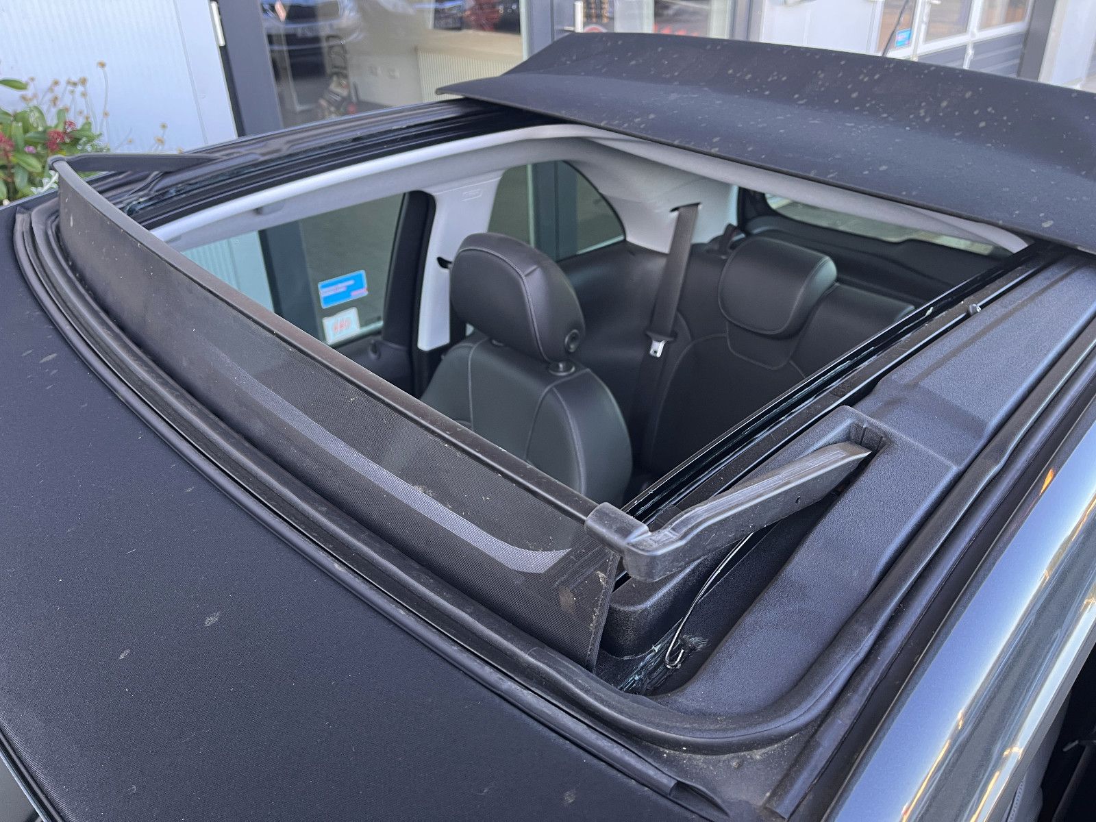 Fahrzeugabbildung Opel Adam Open Air 1.0 Turbo