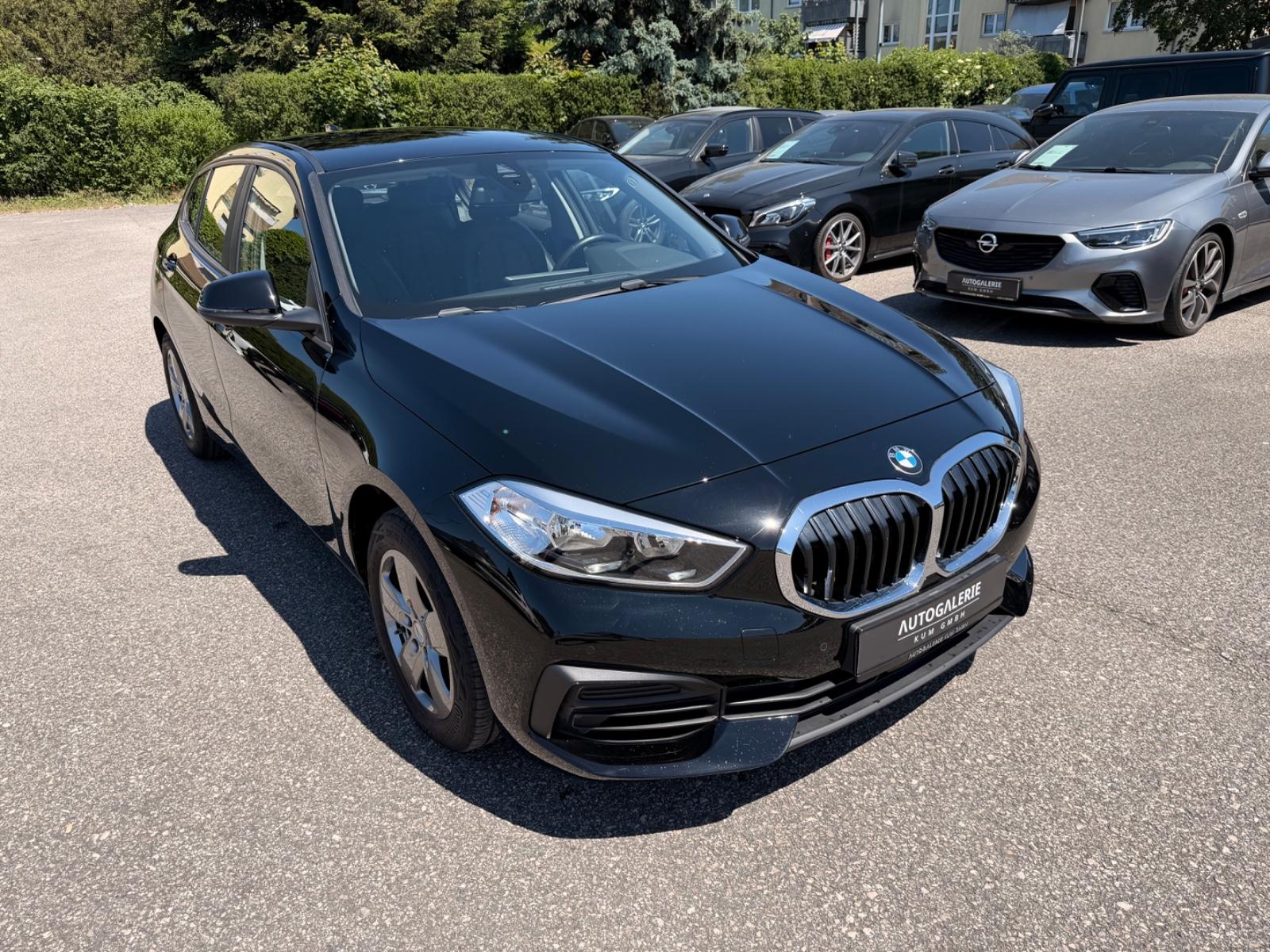 BMW 116d Lim Aut / LED / LEDER / KAMERA / NAVI-PROF