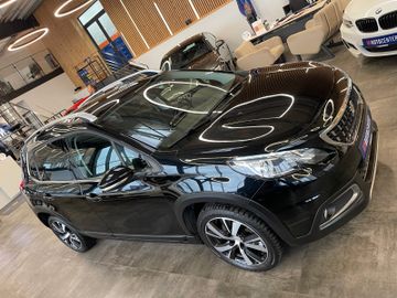 MYAUTOCENTER – Gebraucht- und Jahreswagen mit Werkstattservice in Pfaffenhofen Peugeot 2008 Allure *1. Hand*Kamera*Klima*Navi*SHZ*