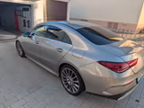 Mercedes-Benz CLA 200 4MATIC DCT - - silberne Mercedes-Benz CLA 200