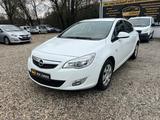 Opel Astra J Lim. 5-trg. Design Edition SHZ TEMP EURO - Opel Astra: Euro