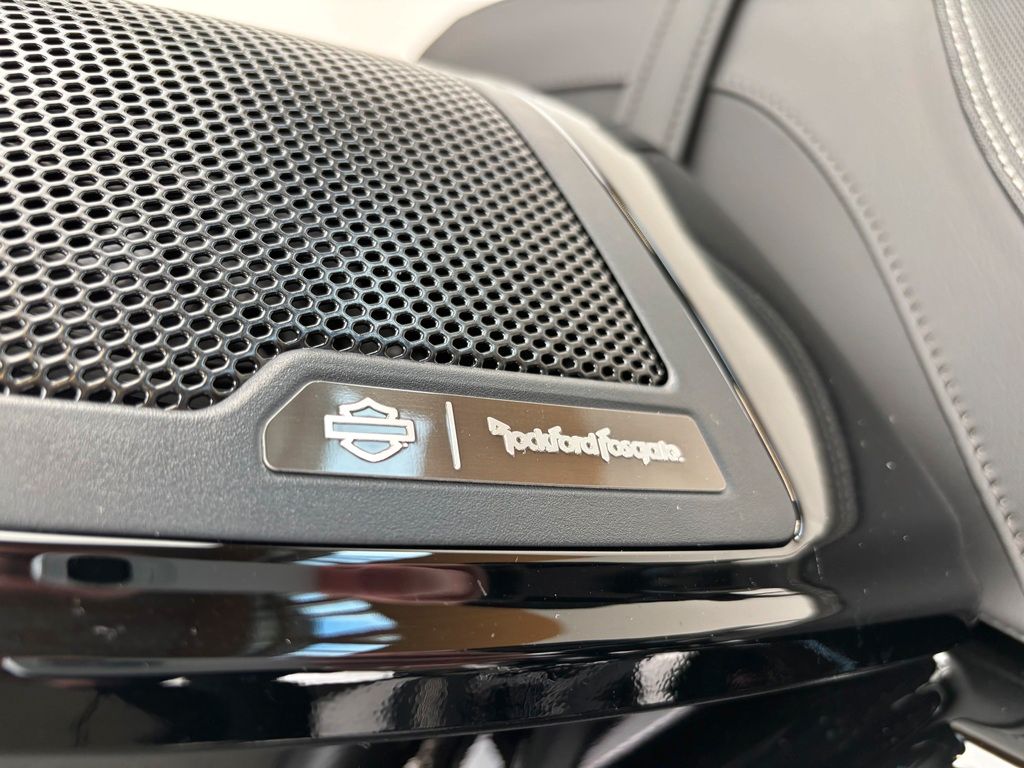 Fahrzeugabbildung Harley-Davidson STREET GLIDE *NEUWERTIG *MY25