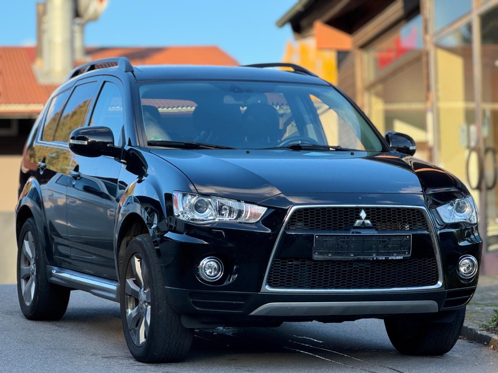 MITSUBISHI OUTLANDER 2.2 DI-D 156ch 4X4 35 JAHRE BVA - ATTELAGE - SIÈGES CHAUFFANTS - BI-XÉNON - CAMÉRA DE RECUL
