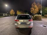 Volkswagen Passat Variant 1.6TDI DSG BMT -Top Zu