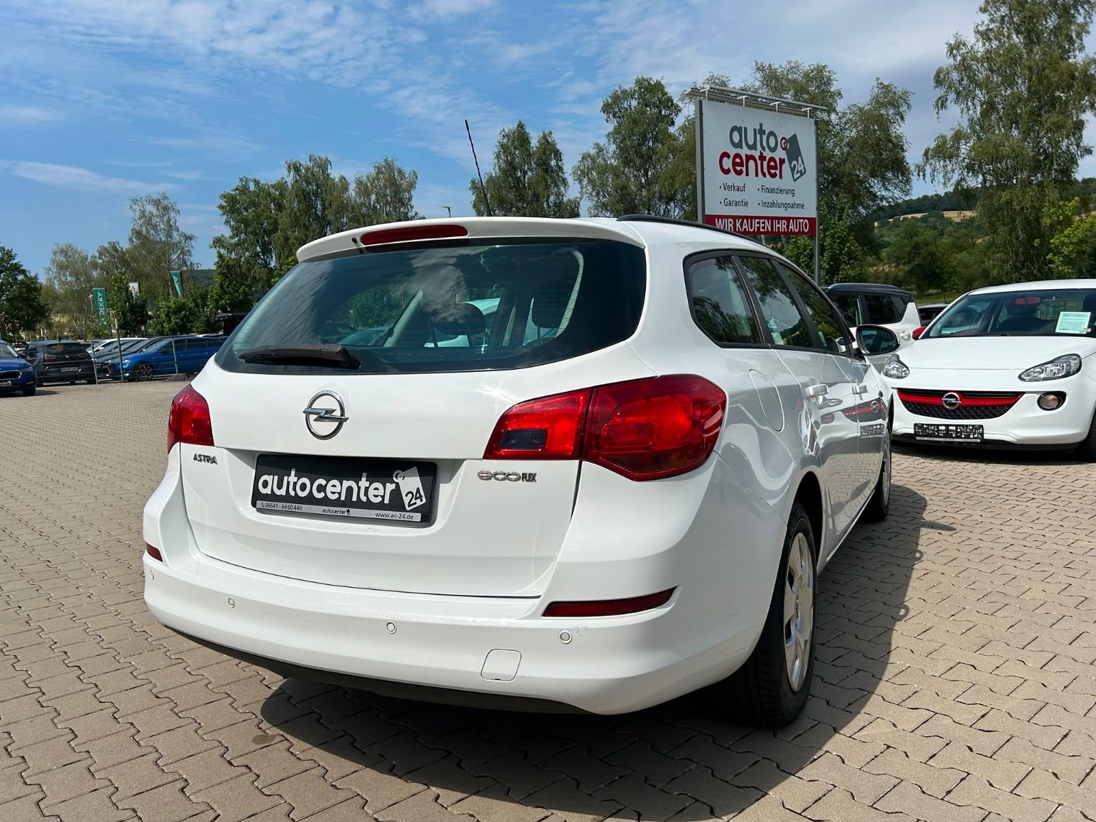 Fahrzeugabbildung Opel Astra J Sports Tourer Selection°PDC°Klima°Euro5°