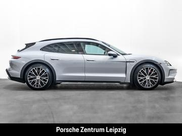 صورة 6 لـ 2024 Porsche TAYCAN
