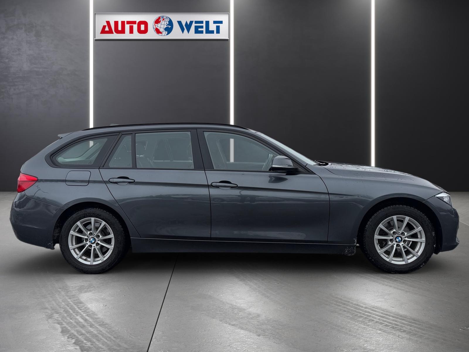 BMW 320i Advantage Aut. LED Navi el. Heckklappe USB