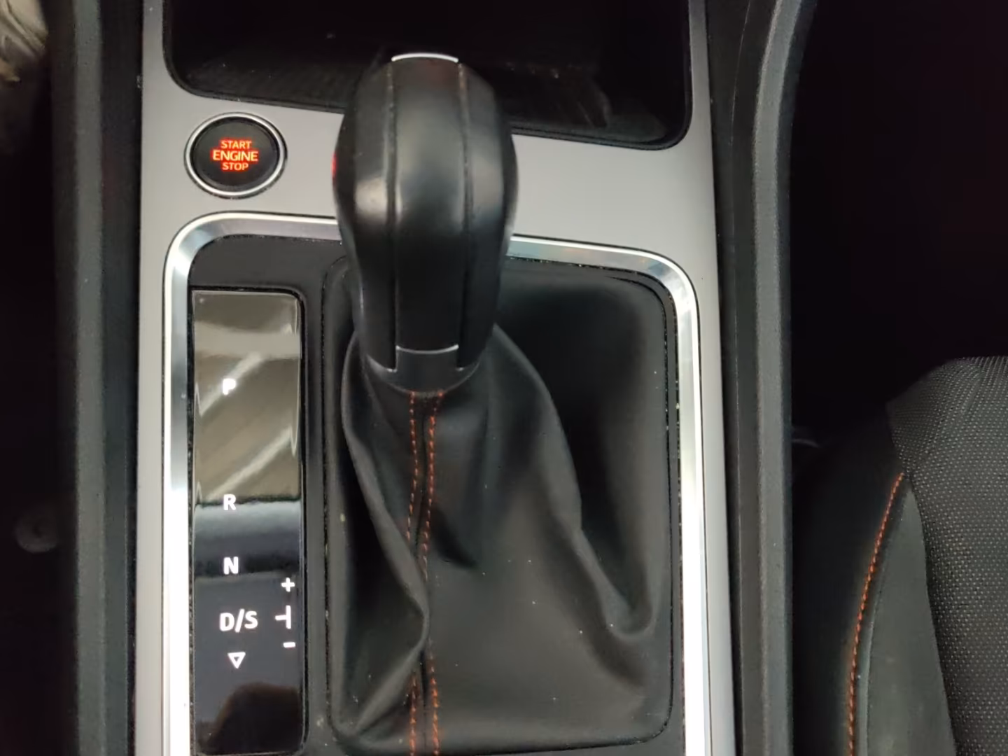 SEAT Ateca 4Drive FR SHZ LED BT ALU Apple Car uvm., миниатюра 14