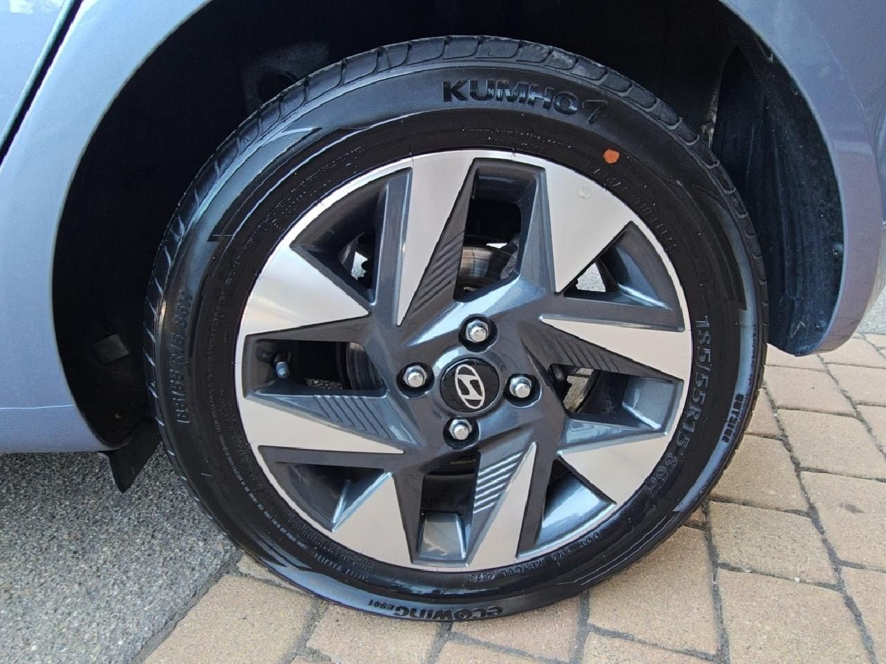 Fahrzeugabbildung Hyundai i10 Trend SHZ Spurhalteass. *