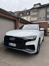 Audi Q8 50TDI 3x S line panorama 360 stand... - Audi Q8 Unfallwagen