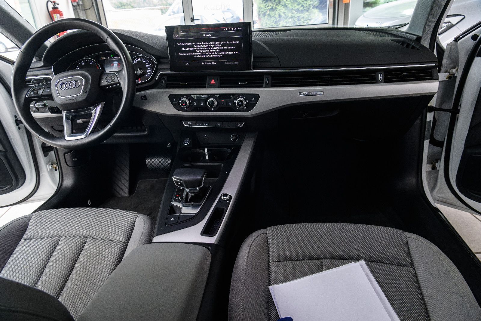 Fahrzeugabbildung Audi A4 Avant 40 TDI quattro advanced +AHK+Matrix LED