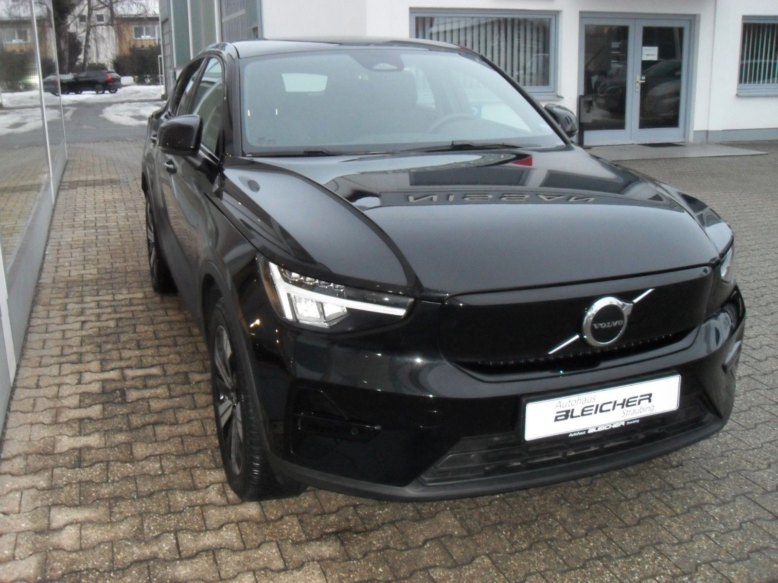 Fahrzeugabbildung Volvo C40 Core Recharge Pure Electric 2WD