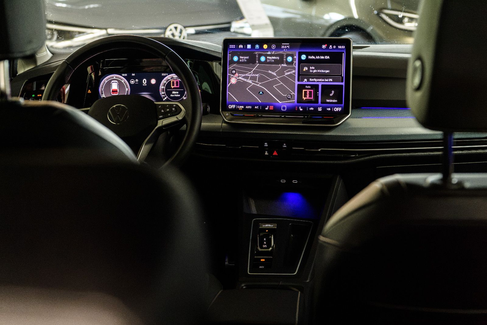 Fahrzeugabbildung Volkswagen Golf VIII Variant Goal 2.0TDI IQ-LED+AHK+360°KAM
