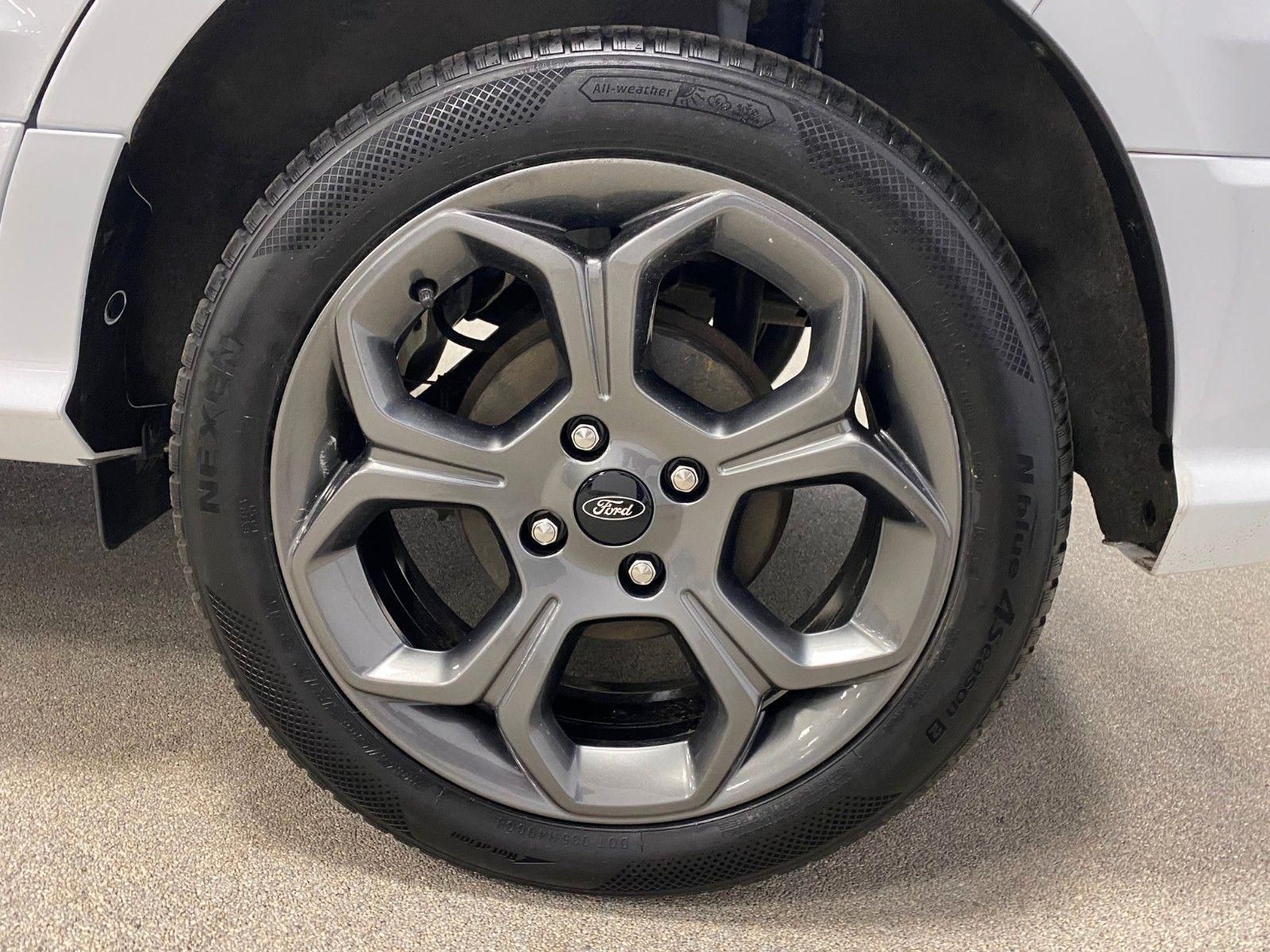 Fahrzeugabbildung Ford 1.0 EcoSport ST-Line+NAVI+XENON+ALLWETTER+KAMERA