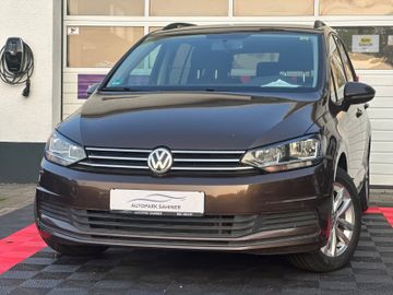 Volkswagen Touran - 2
