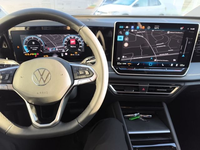 Fahrzeugabbildung Volkswagen Tiguan Elegance 2.0 TDI SCR 110 kW (150 PS) 7-Ga